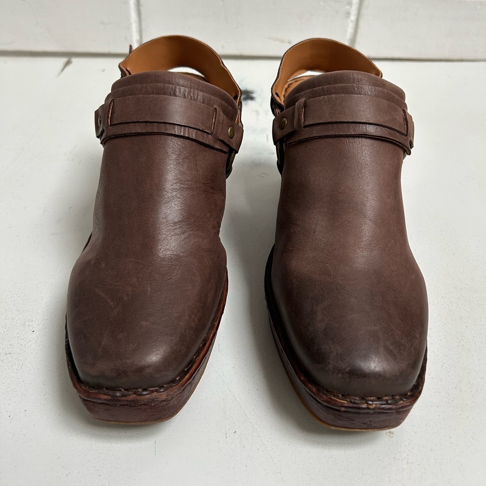 Born Women's Hudson Slingback Clog Chocolate - Size 10 - Picture 3 of 13